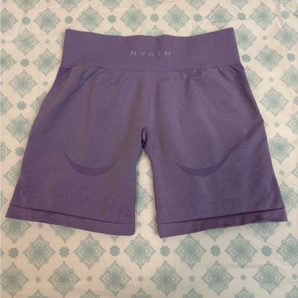 NVGTN Mid Rise Contour Seamless Shorts - Lilac